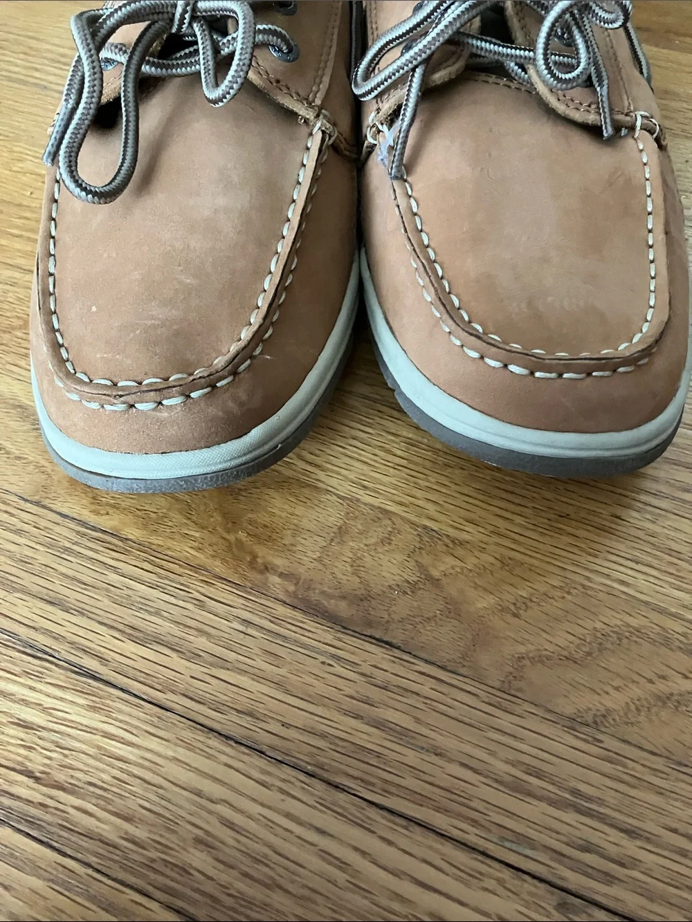 Sebago Men's Tan Nubuck Boat Shoes with Contrast Laces